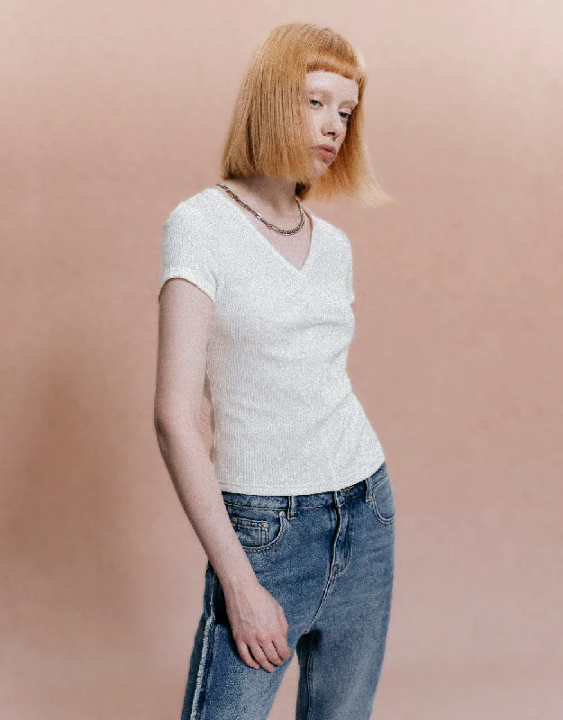 Knitted V-Neck Skinny T-Shirt