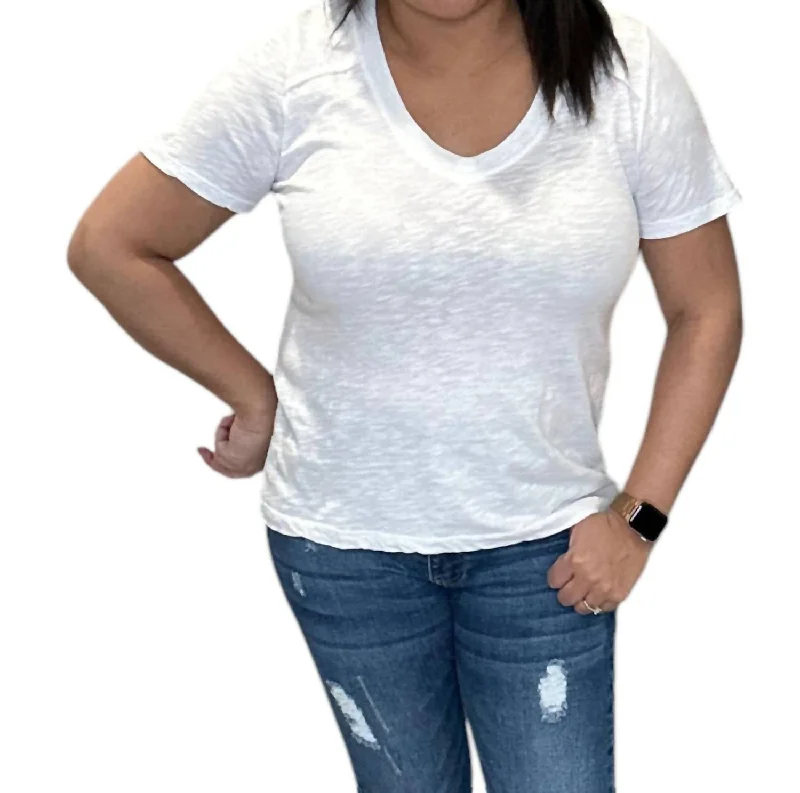 Shoulder Seam V Neck Tee Shirt In White