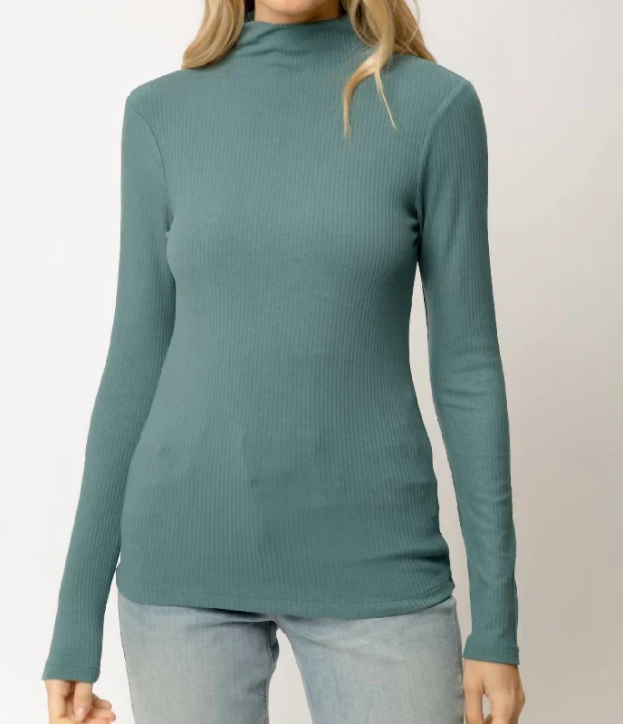 Ribbed Mock Neck Turtleneck Top In Teal